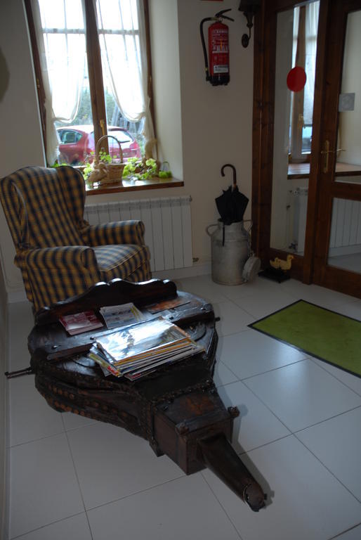 Casa Es Neres Hotel เลส ภายนอก รูปภาพ